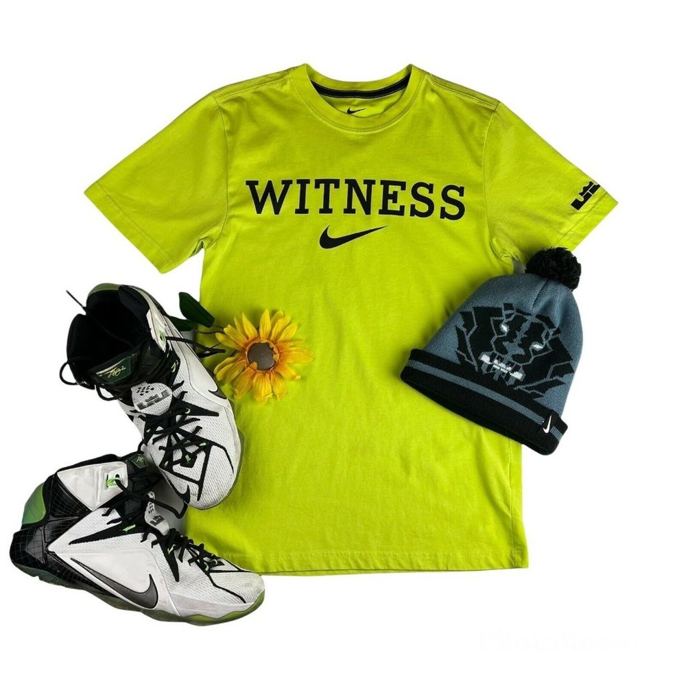 Nike Dri Fit Lebron James Witness Small Short Sleeve Neon Green  Graphic T Shirt